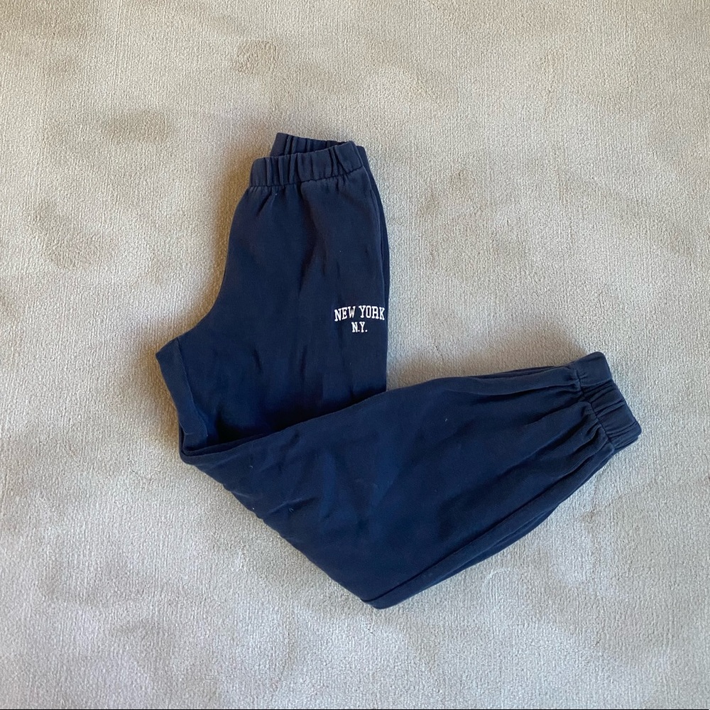 Brandy Melville Dark blue New York Swetpants